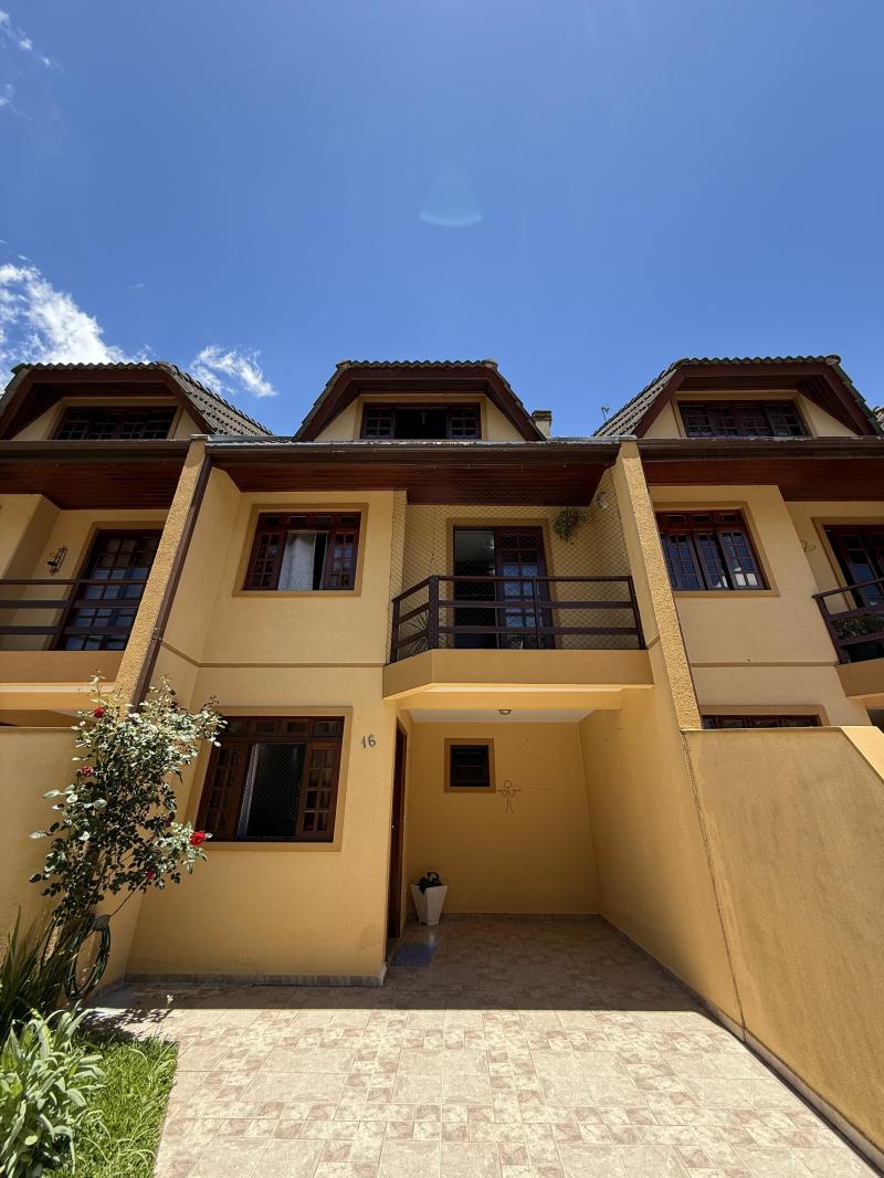 SOBRADO TRIPLEX COM 3 SUÍTES-CONDOMÍNIO FECHADO-CAPÃO DA IMBUIA-CURITIBA-PR